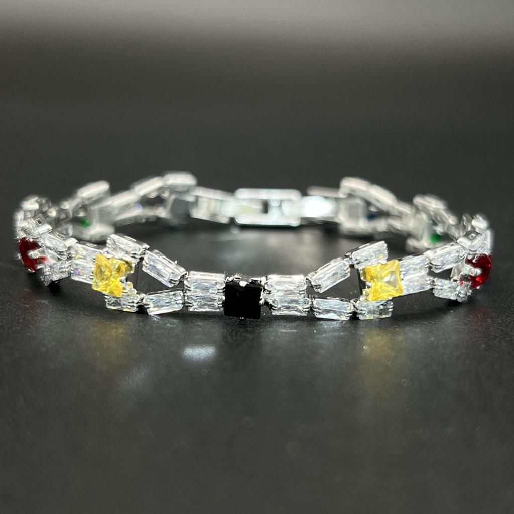 Luxurious Zircon Diamond Tennis Chain Bracelet