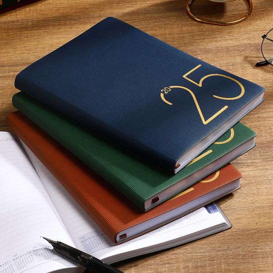 Plánovač kalendář 2025 Měsíční týdenní plánovač Jan. do prosince. 2025 Daily Planner Notebook s měsíčníkem