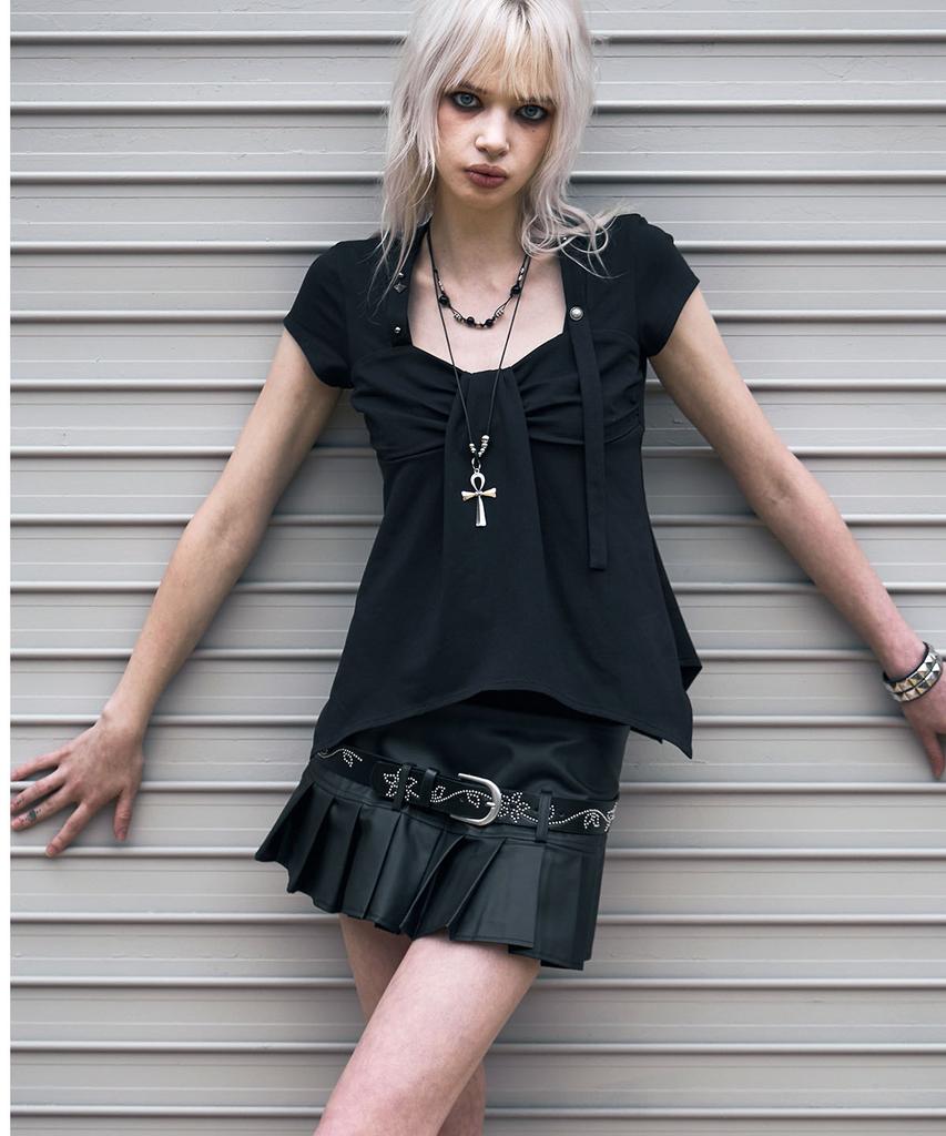 Nasnoing Ribbon Drape Stud Top (Black)
