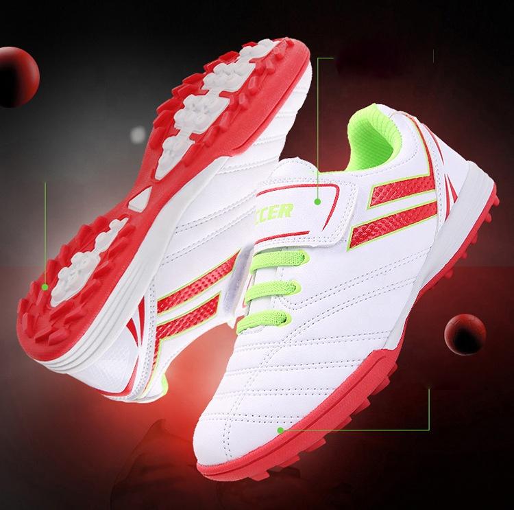 High quality OEM/ODM wear-resistant sports outdoor football shoes children's football shoes