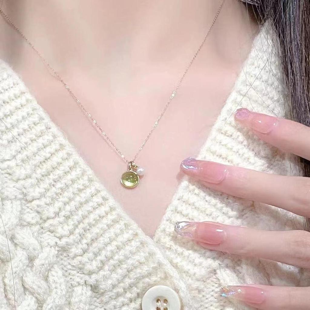 Elegant Peridot & Pearl Necklace Set for Women - Versatile Pendant & Clavicle Chain with Bracelet