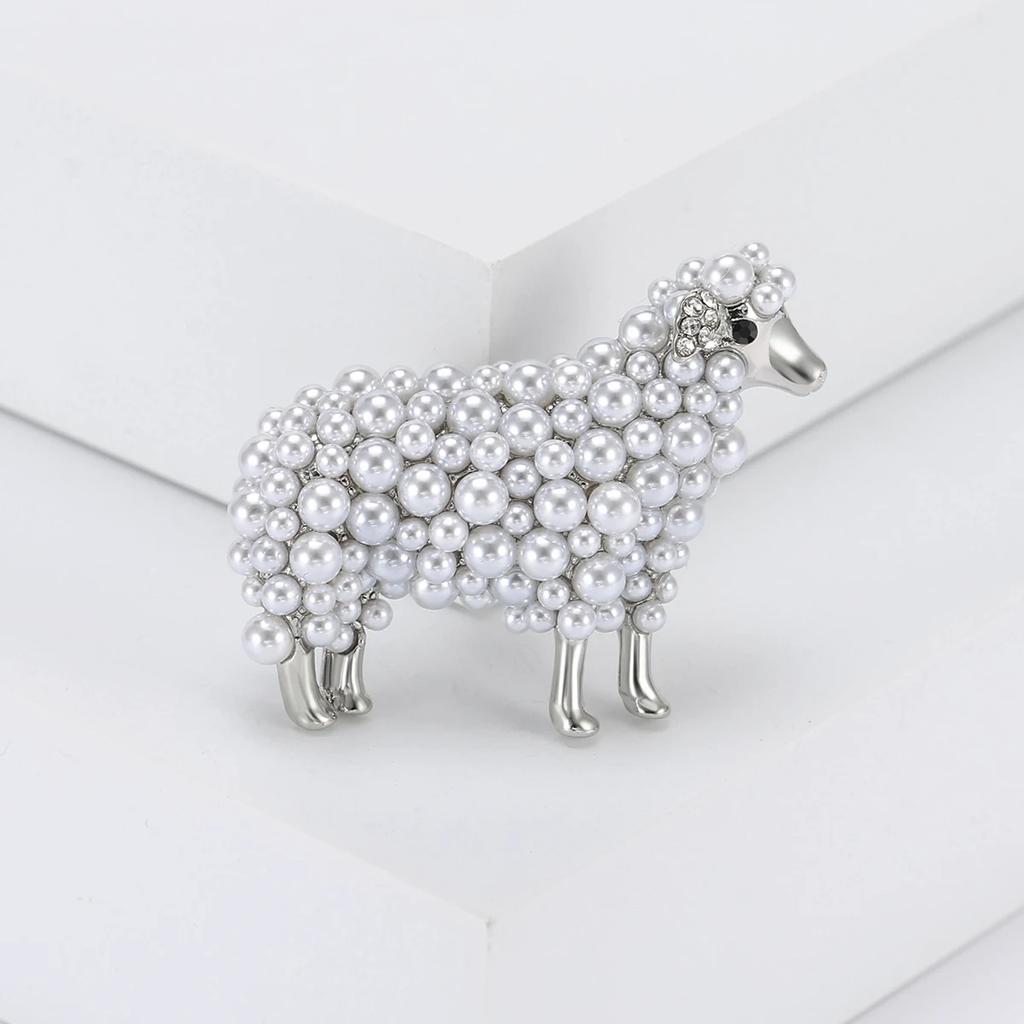 Popular Pearl Sheep Brooches for Women Unisex Rhinestone Animal Pins Event Funny Luxury Gifts New Year Friends Decoration