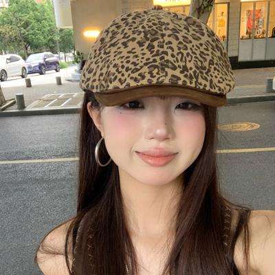 Retro Straße Leopardenmuster Schirmmütze Damen Frühling und Herbst Spice Girl Stil zeigt Gesicht klein Baskenmütze Persönlichkeit großer Kopfumfang Hut