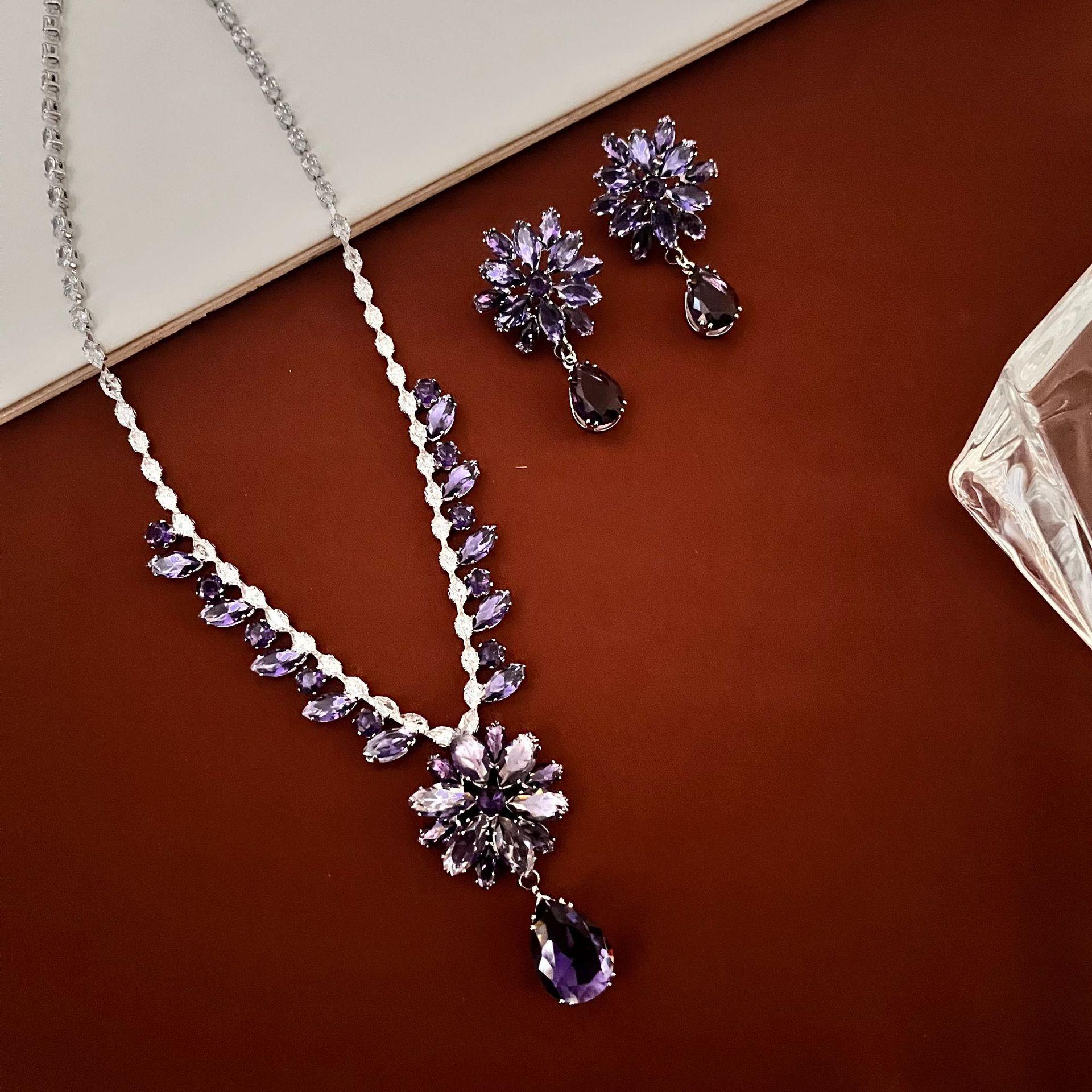 European-American Rhinestone Claw Chain Jewelry Set: Wedding Necklace and Earrings for Brides фиолетовый