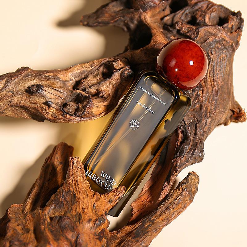 Seven-day sandalwood water women's long-lasting light fragrance fresh natural men's woody fragrance party fake body fragrance