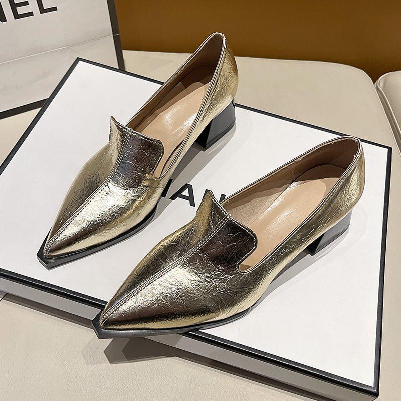 

Fashion thick heel small leather shoes pointed head shallow mouth single shoes high heels women s pu leather 2025 crack British style spring new model 40