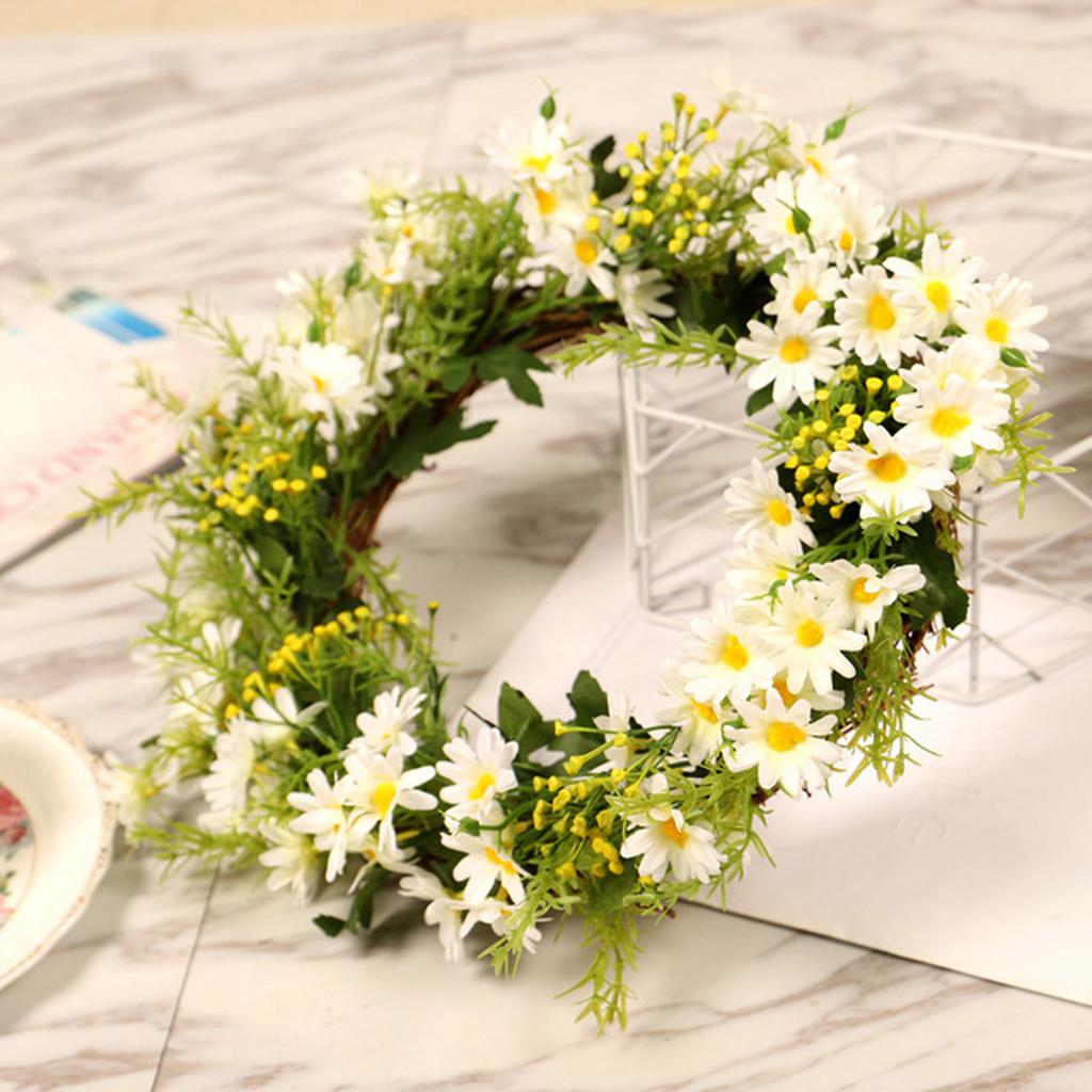 Artificial Daisy Wreath 35cm Diameter Faux Flower Wreath Spring Home Decoration for Door Wall Yellow