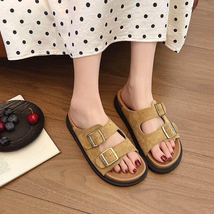 Soft-soled Boken shoes women's flat-soled Roman cool slippers, summer comfortable stepping on shit casual beach slippers 2025