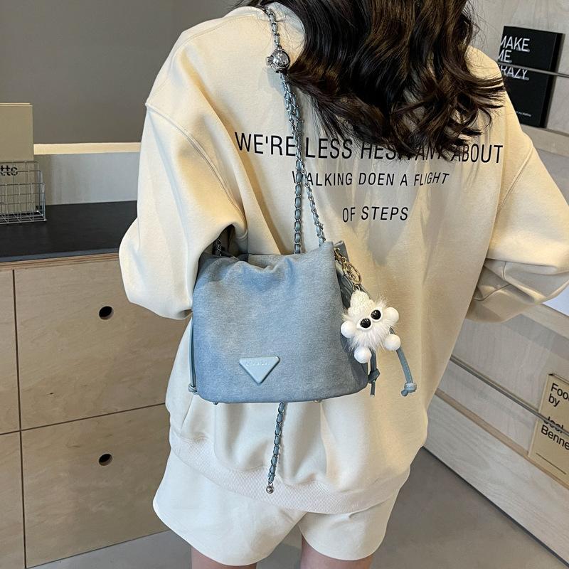2025 summer new bag women's niche design high-end chain bucket bag fashion strap shoulder bag