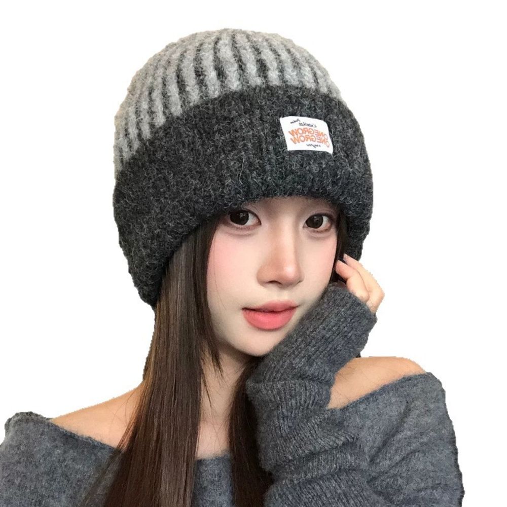 Thick Warm Earflap Winter Hat 53cm to 60cm Head Circumference Retro Stripe Beanie  For Women