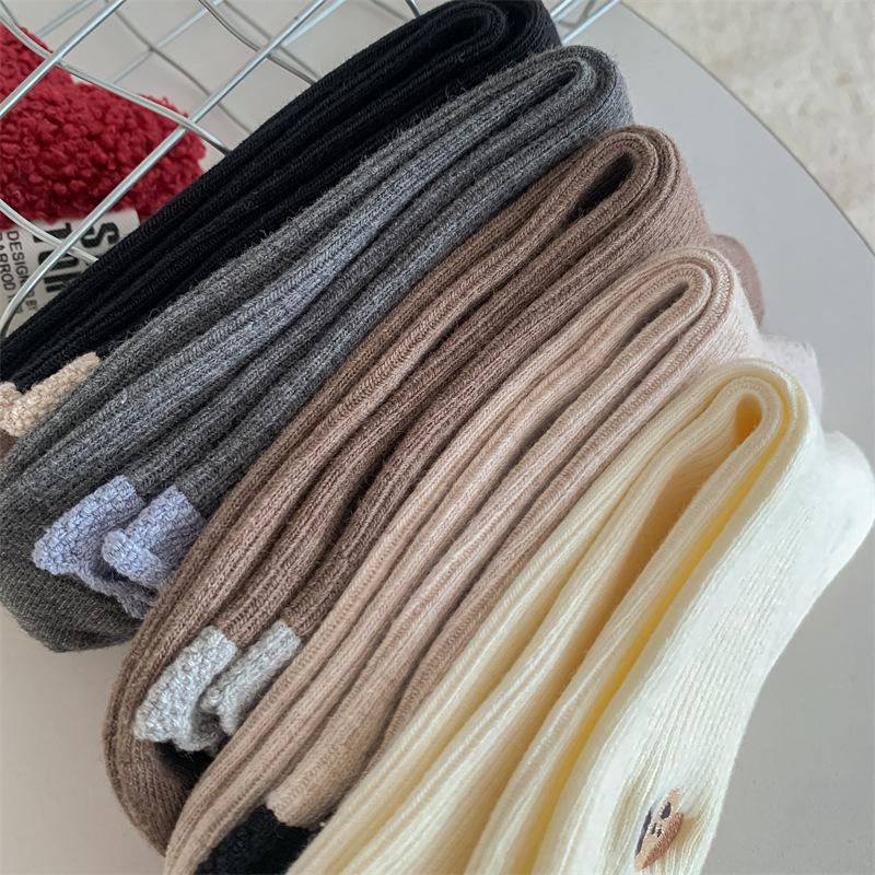 Dog Cartoon Embroidered Socks, Women's Pure Cotton Mid-calf Socks, Autumn and Winter Vertical Lace Socks, Versatile Casual Socks