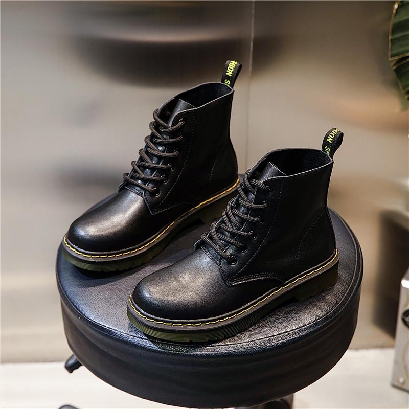 Summer 2025 New Korean Version Versatile Breathable Leather Women's Shoes Platform Casual Martin Boots Women's Black Short Boots Women's Tide