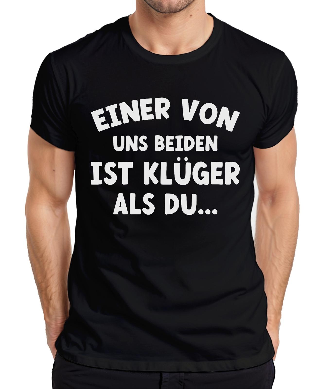 One Of Us Is Smart Funny Saying Funny Humor Mens T-Shirt- S разноцветный