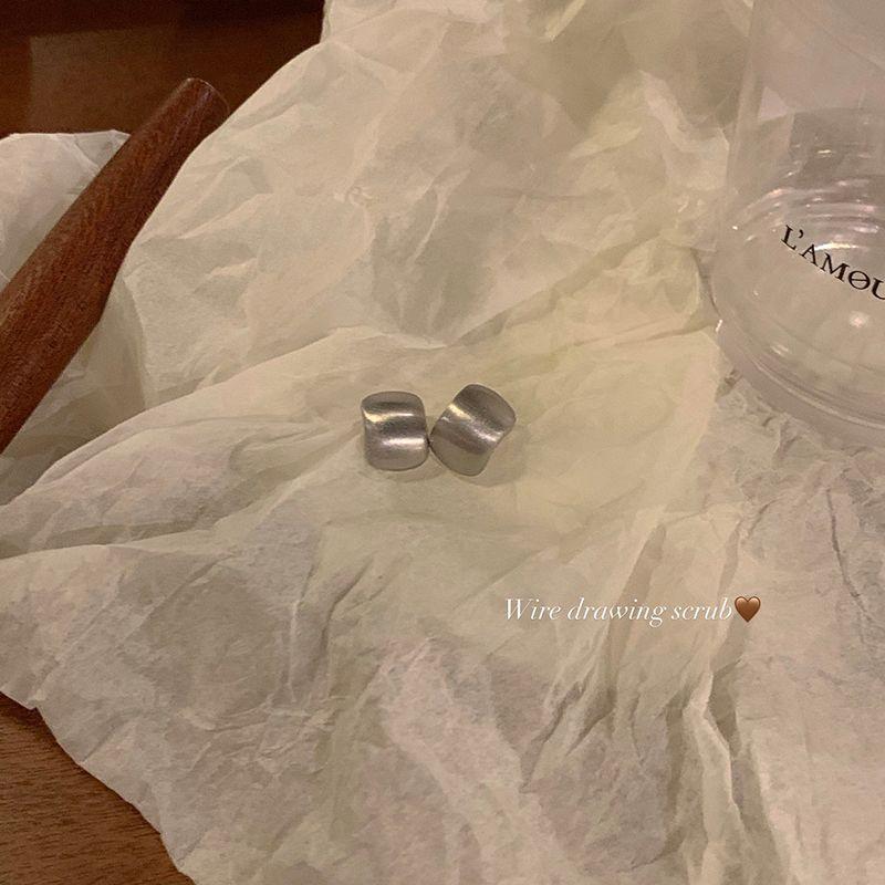 

925 Silver Needle Niche Design Premium Female Stud Earrings A pair of silver peas and 925 tremella needles