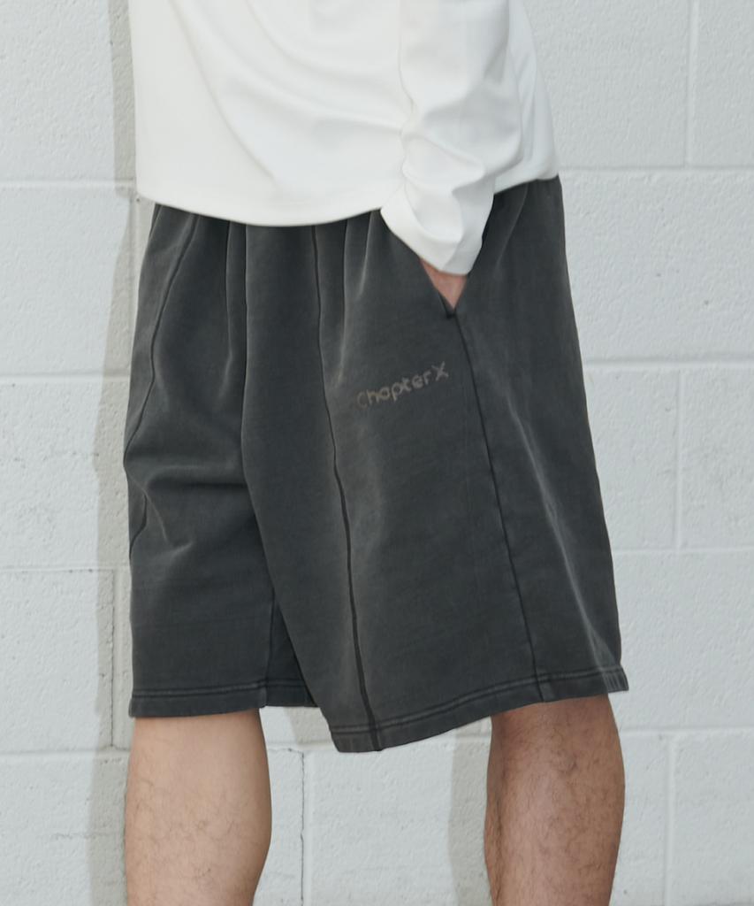 Chaebteoegseu Pigment Wide Bermuda Shorts (Charcoal)