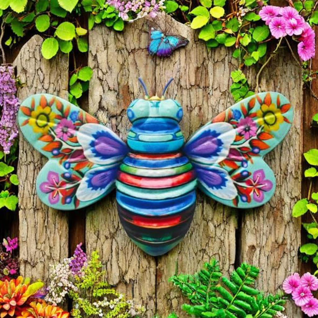 3D Sculpture Bees Wall Art decorations Wall Hanging Art Bee Outdoor Decoration for Living Room Garden Bedroom