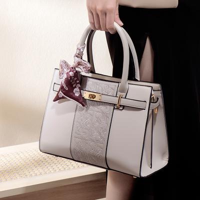 Atmospheric Light Luxury Handbag Women'S Mother Bag Middle Bag Fashionable Large Capacity Messenger Mother-In-Law Bag
