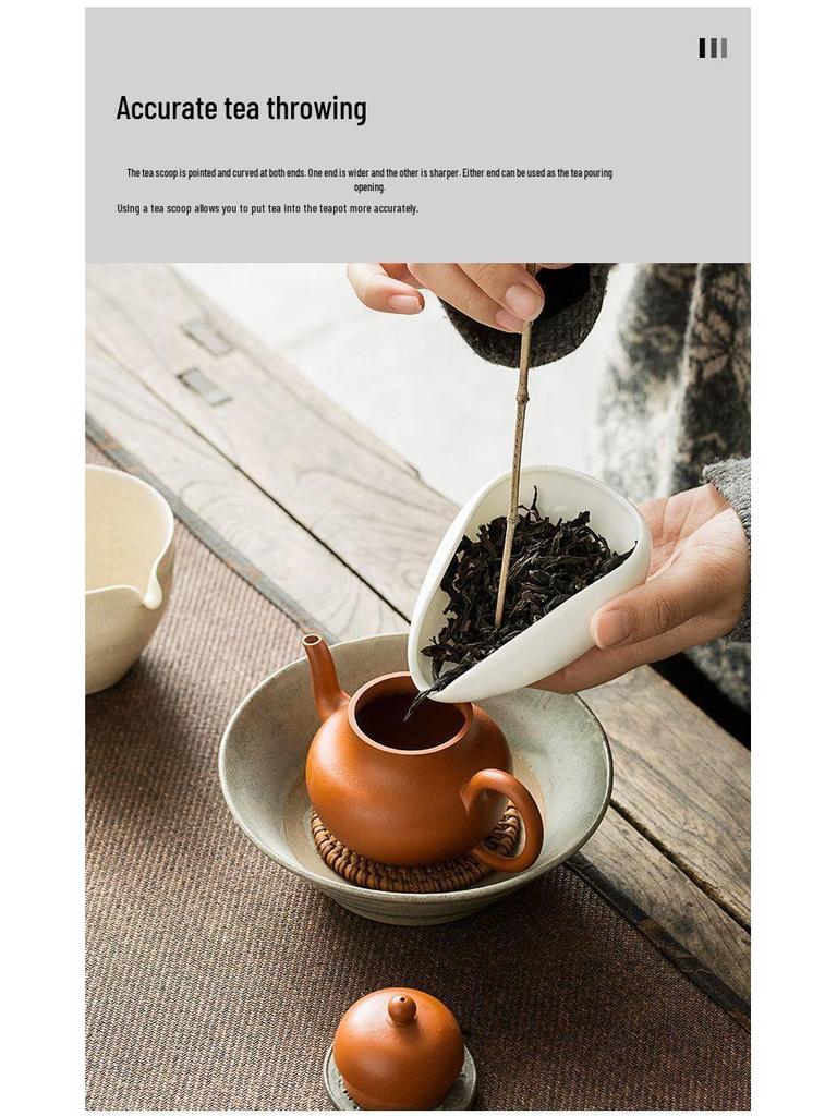 Dehua White Porcelain Tea Scoop for Pu'er Tea Ceremony – Ceramic Tea Leaf Holder and Viewing Tool.