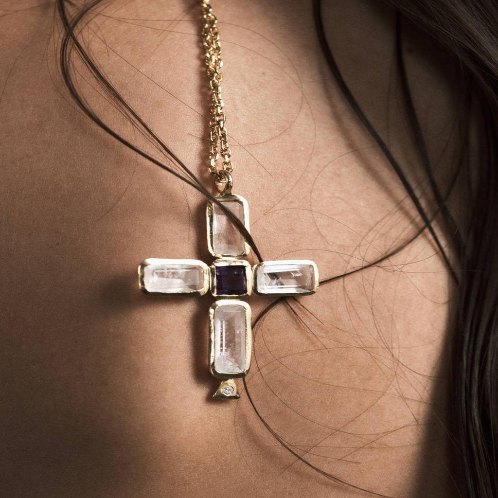 Overseas Retro Light Luxury Cross Necklace Copper Diamond-Encrusted Pendant Small Diamond Exquisite Niche Design Copper Woman
