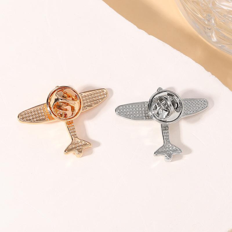 Simple Mini Airplane Brooch Pricked Horse Pin Badge Suit Shirt Accessory