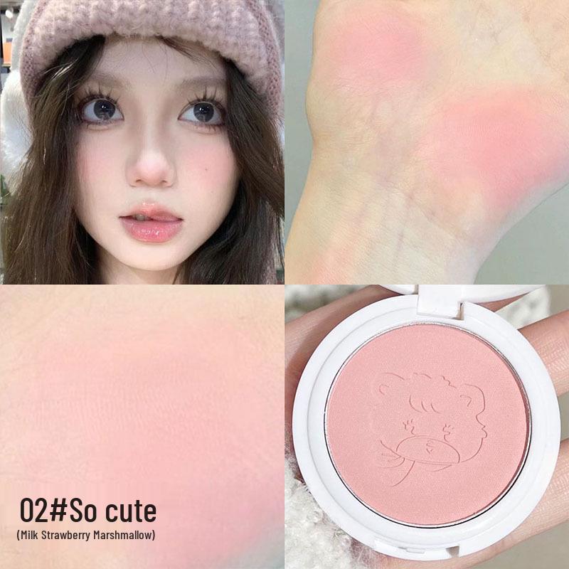 

TSOI Latte Bear Монохромные румяна Натуральный Легко наносимый макияж Универсальный Высокопигментированный Энергичная девушка.