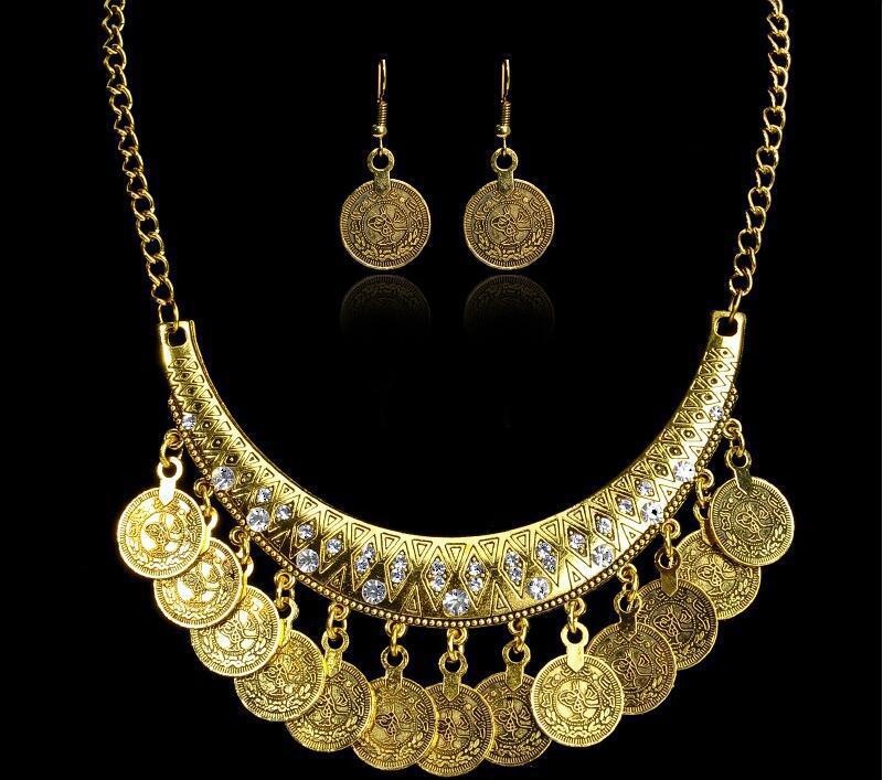 Retro European & American Rhinestone Carved Coin Tassel Necklace - U-Shaped Clavicle Chain Jewelry