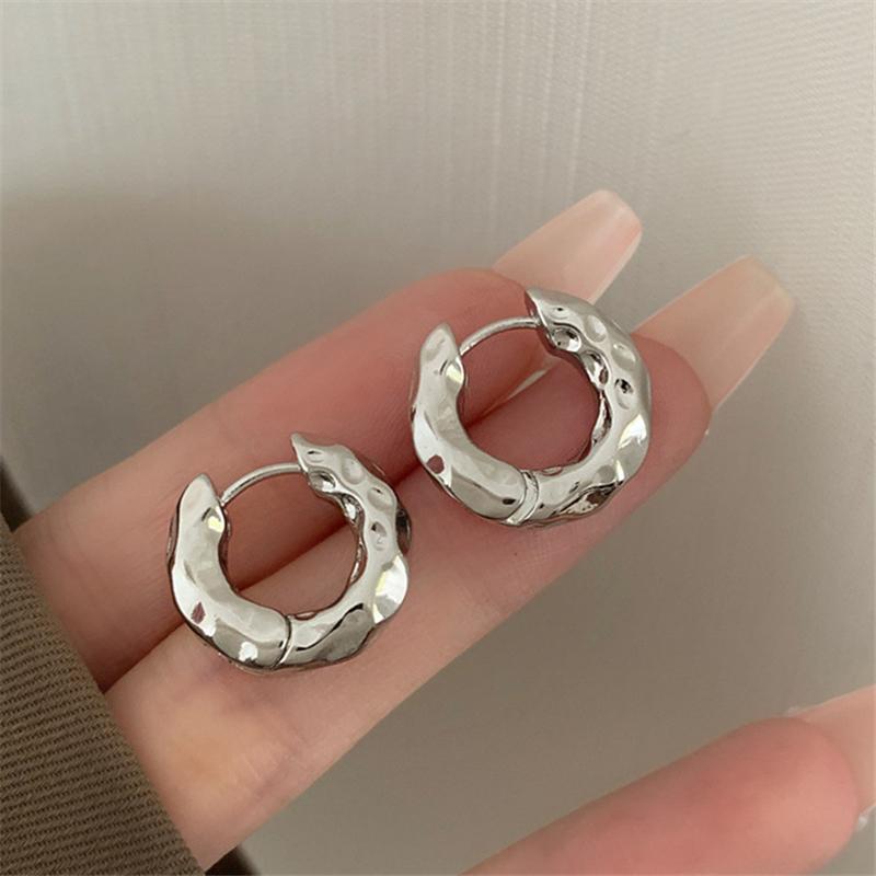 Trending Metal Geometry Hoop Earring Fashion New Design Irregular Minimalist Earrings for Women Fashion Jewelry Gifts