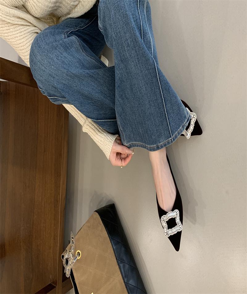 2025 autumn new commuter pointed rhinestone buckle thin heel cat heel shallow mouth single shoes