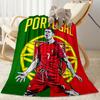 Ronaldo Manchester United Legacy Suitable blanket for offices, travel, living rooms also a good gift for friends and family Suitable for all seasons.
