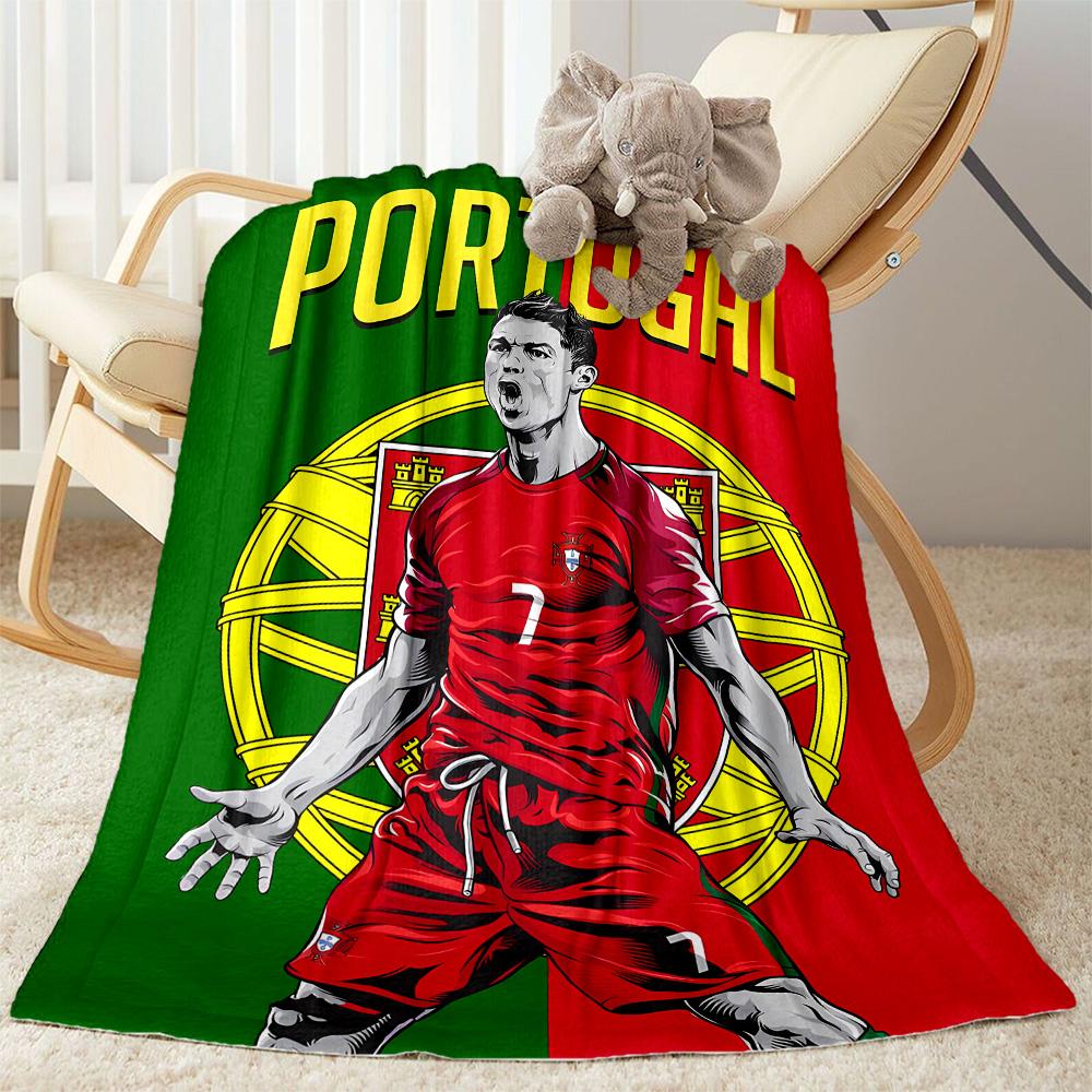 Ronaldo Manchester United Legacy Suitable blanket for offices, travel, living rooms also a good gift for friends and family Suitable for all seasons.