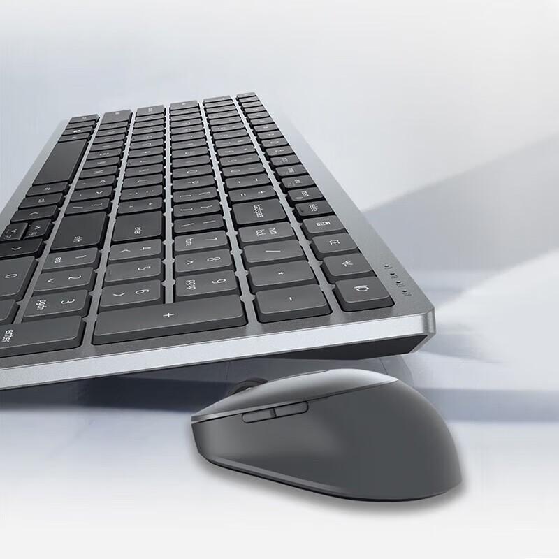 Dell KM7120W Wireless Keyboard and Mouse Combo
