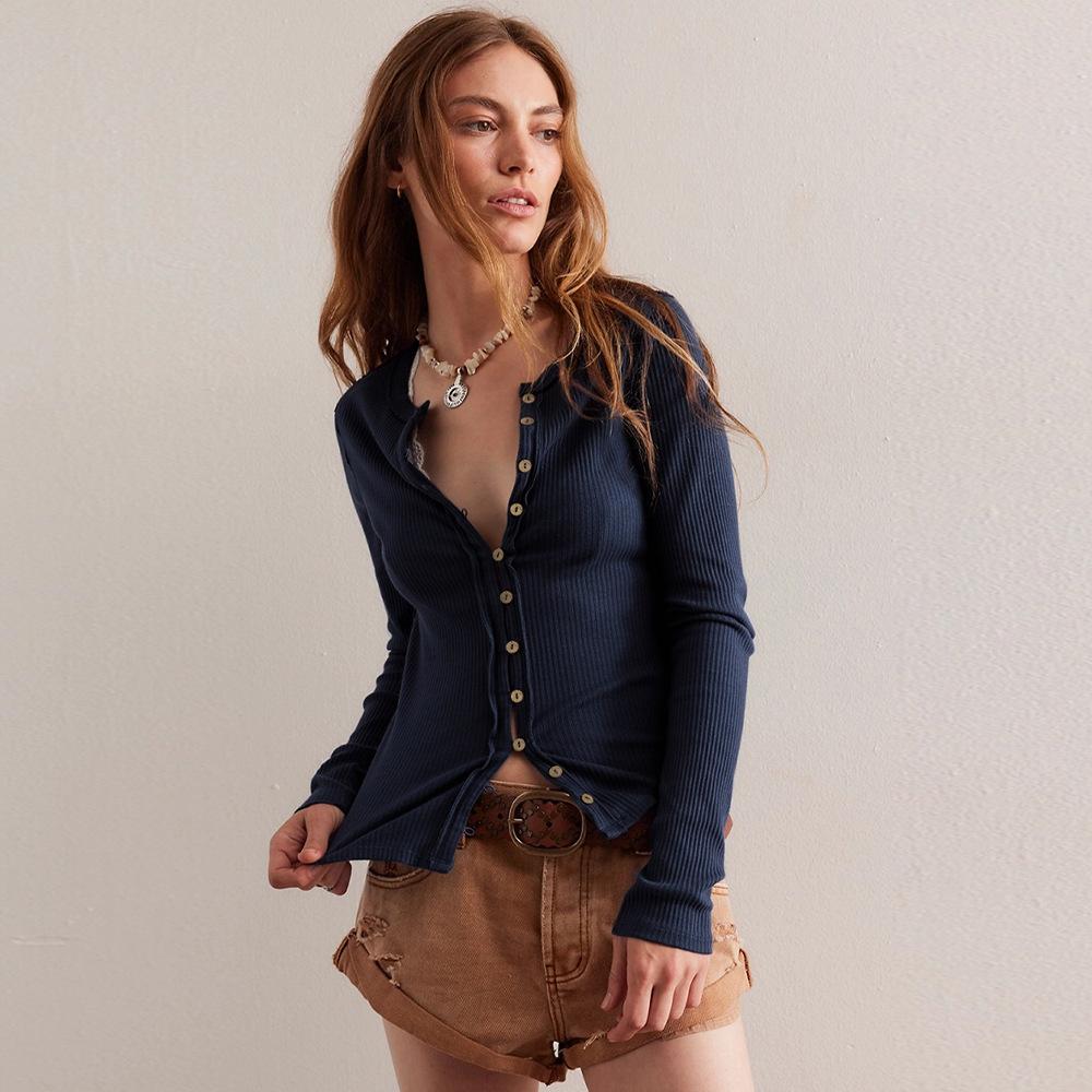 Fashion Hot Selling Women's Long Sleeve Round Neck Button Ribbed Solid Color Autumn and Winter Warm Cardigan Jacket for Women