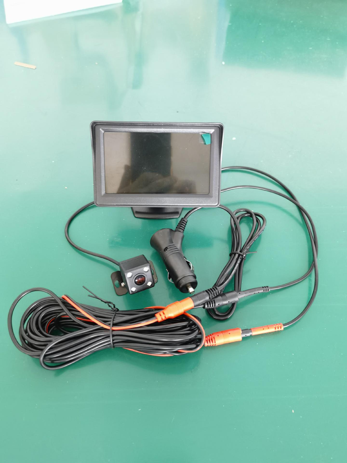 

4.3 Desktop Monitor with Dual Input & Cigarette Lighter-Powered Reversing Camera