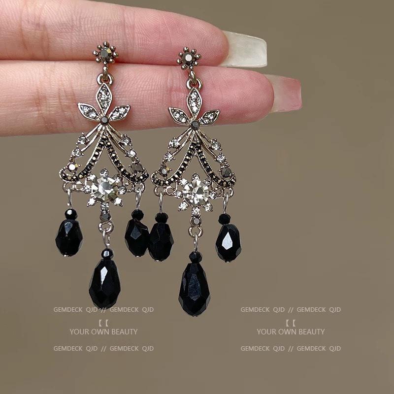 Elegant French Court Rhinestone Water Drop Tassel Earrings