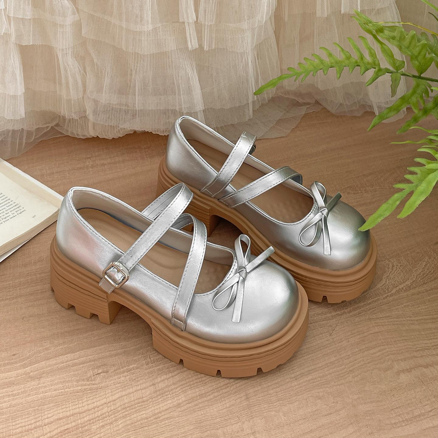 

White French retro platform thick heel small leather shoes women s 2025 new summer skirt heightening Mary Jane single shoes 39 серебряный