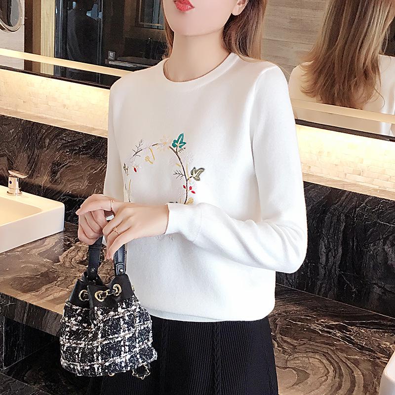 2023 Autumn Women's Embroidered Korean-Style Pullover Sweater - Long Sleeve Base Layer Knitwear
