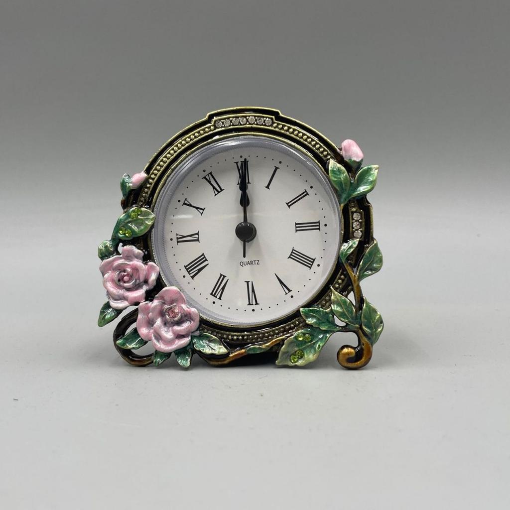 Decorative Mini Table Clock Enamel Color Clock Simple Clock Living Room Decoration Retro Metal Clock
