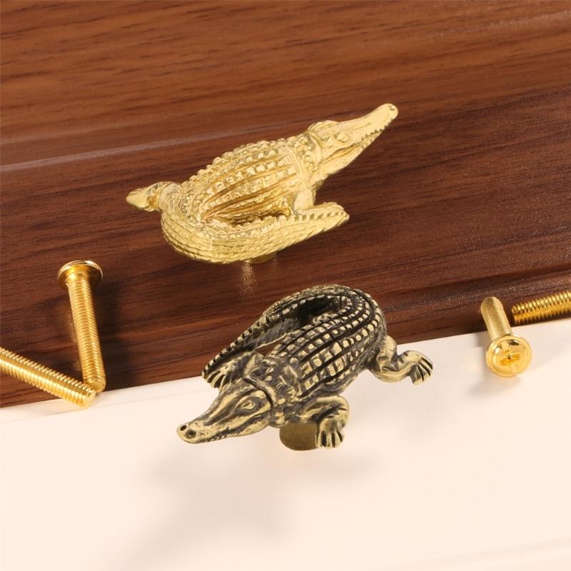 Drawer Pulls Metal Dressers Knob Cupboard Handle Modern Furniture Handle Small Alligator Shape Bedside Cabinet Pull