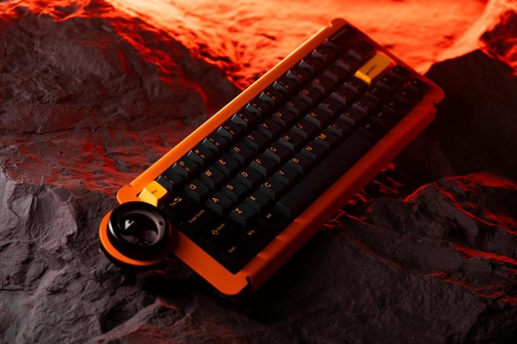 DRY STUDIO Ice Ring 63 RT HE Magnetic Wired Gaming TTC Hall Effect Magnetic Lightweight RGB Gaming Accessory Starburst Orange Keyboard, 0.01mm