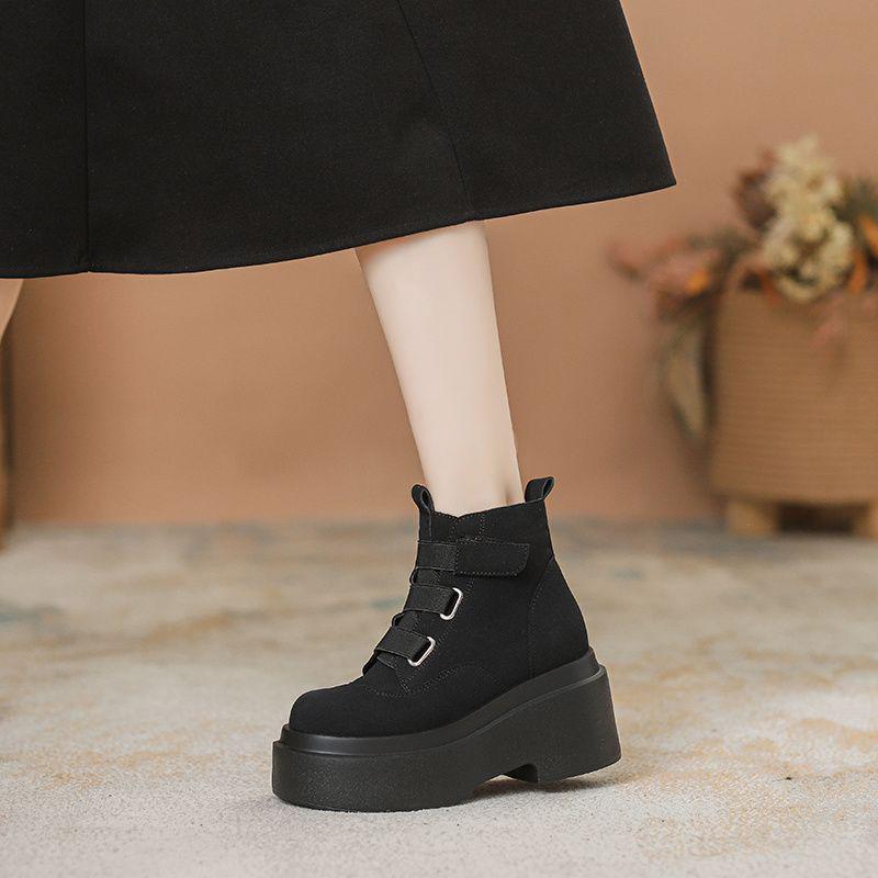 

New Women s Super Light Thick-Soled Martin Boots with Inner Heightening - Spring/Autumn Style, Plus Velvet, Cool and Handsome Short Boots 39 чёрный