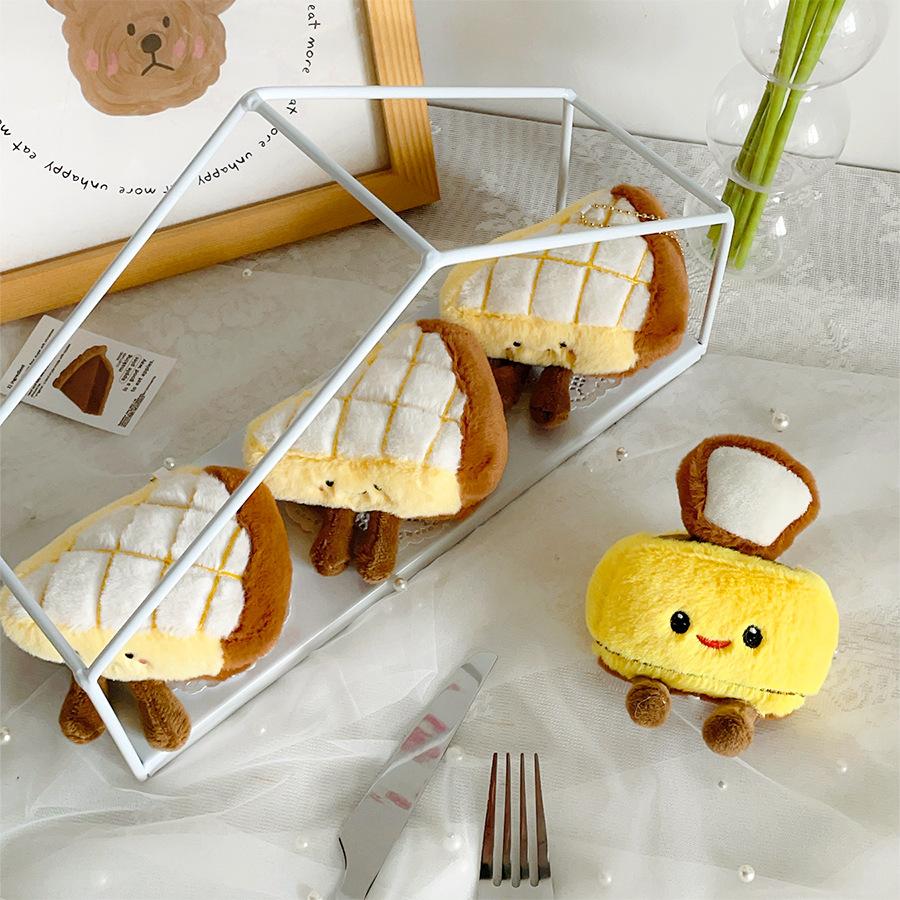 Cute Baking Bread Plush Pineapple Pie Doll Bread Machine Doll Ornaments Food Doll Gift Bag Pendant