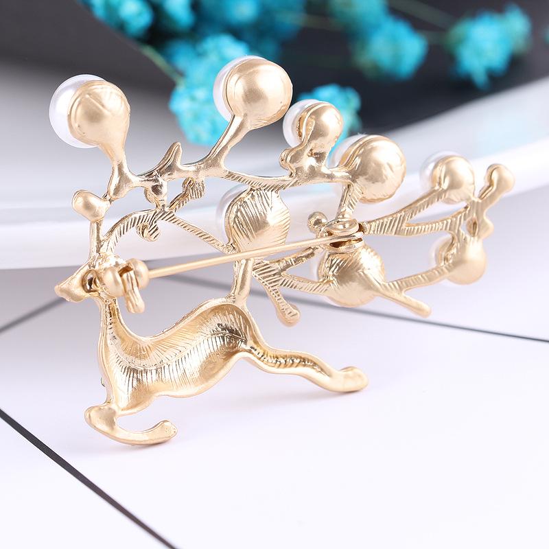 Fashion Vintage Pearl Moose Hundred Match Brooch Suit Lapel Pin Large Pins Corsage Female Long-Lasting Color Exquisite Hypoallergenic Brooch BFF Gift