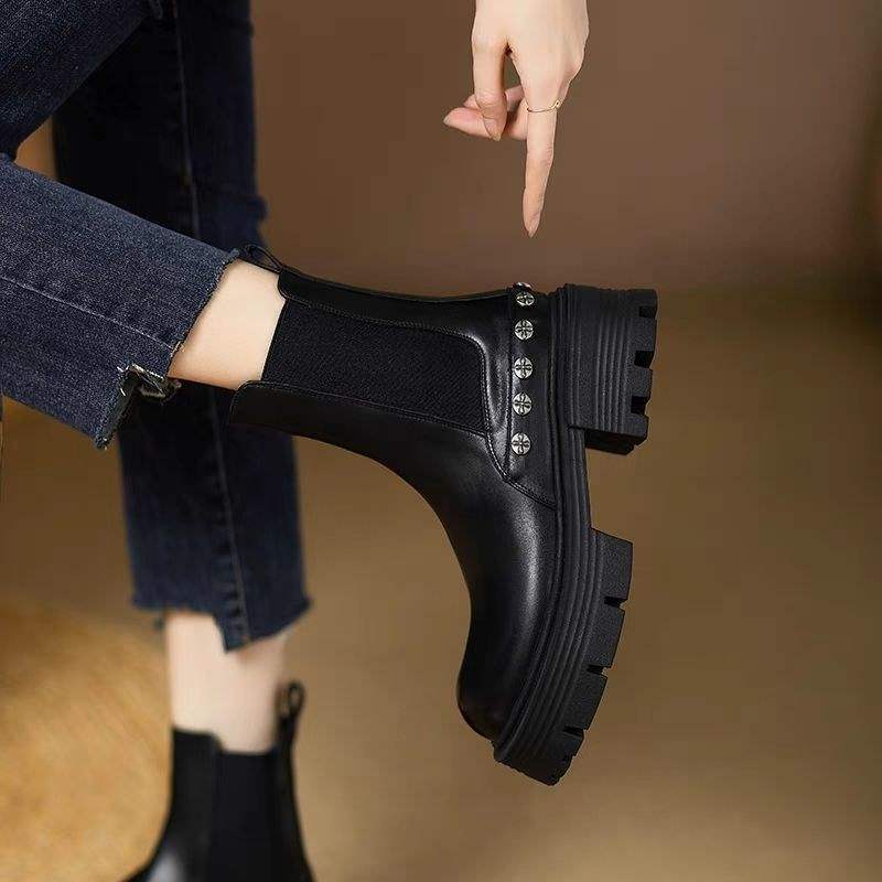 Thick-soled heightening short boots women's 2025 autumn and winter new versatile velvet muffin pipe Chelsea boots thick heel Martin boots