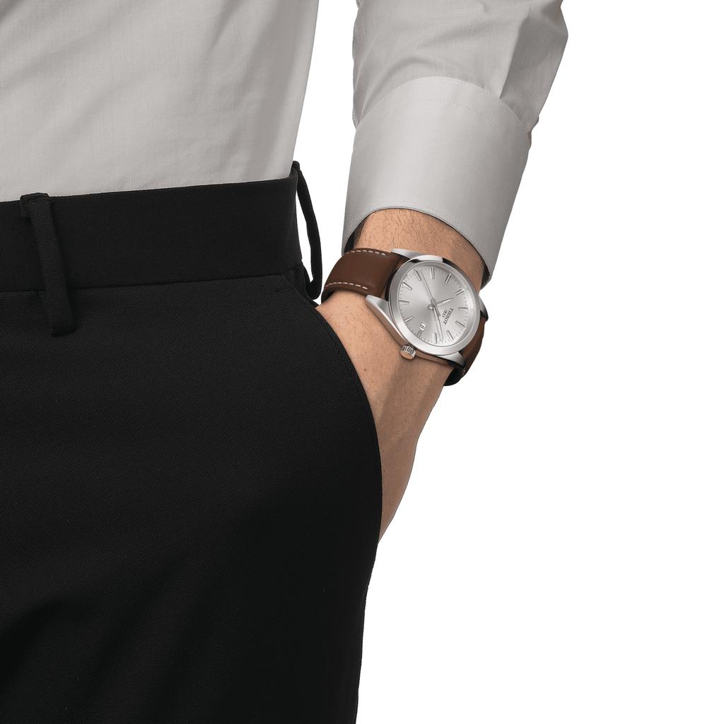 Tissot Reloj de Moda para Hombre con Correa de Cuero y Esfera Plateada T127.410.16.031.00