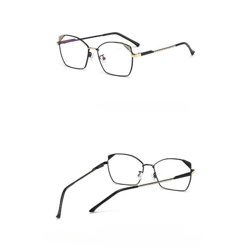 Trendy Blue Ray Blocking Anti-Blue Light Glasses Ultralight Eye Protection Square Eyeglasses Women Designers Metal Frame Glasses