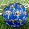 Giocatore di Calcio Scena Innevata Pallone da Calcio Taglia 5 Macchina da Calcio Cucita a Macchina Interno/Esterno Allenamento e Partite per Accessori da Calcio