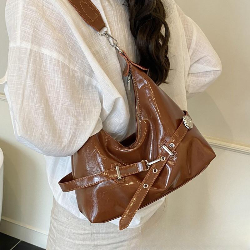 IELGY Ladies Bucket Bag Retro Large Capacity All-Match Casual One-Shoulder Simple Commuter Tote
