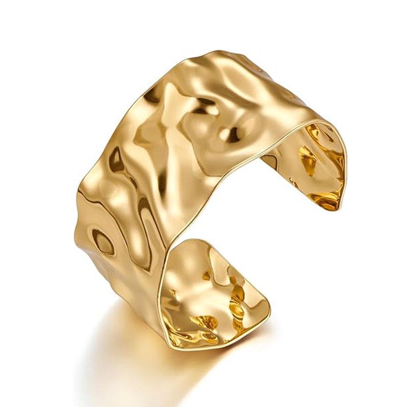 European & American Style Gold Geometric Bracelet and Earring Set