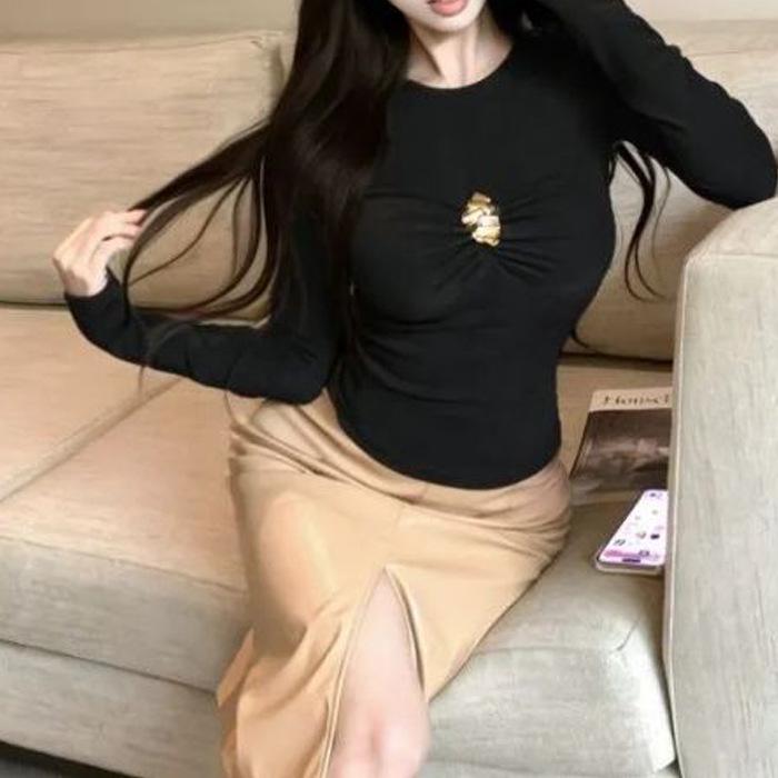 Women's Olive Green Pleated Round Neck Long Sleeve T-shirt, Slim Fit Base Layer for Spring/Autumn