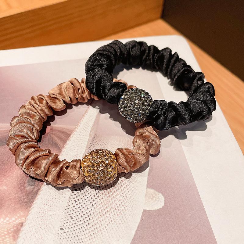 

Корейские кожаные резинки для волос премиум-класса 2025: Изысканные эластичные резинки-скранчи для женских хвостиков и пучков